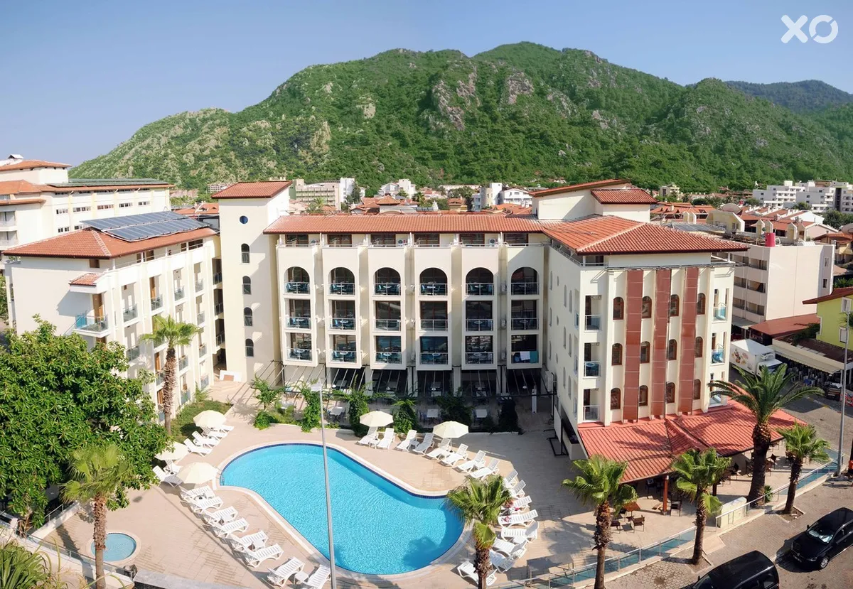 Astoria Beach Hotel