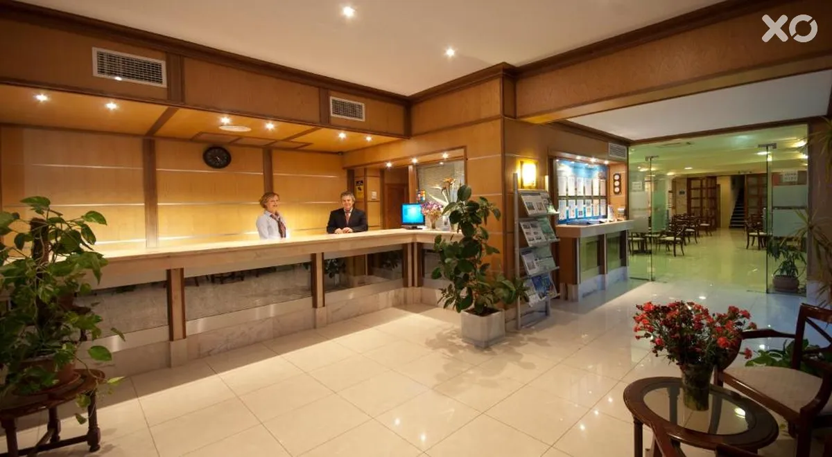 Amoros Hotel