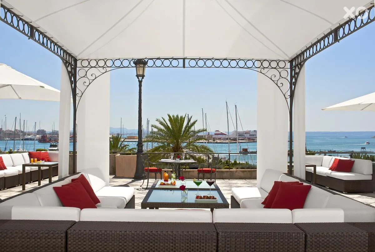Gran Melia Victoria Hotel