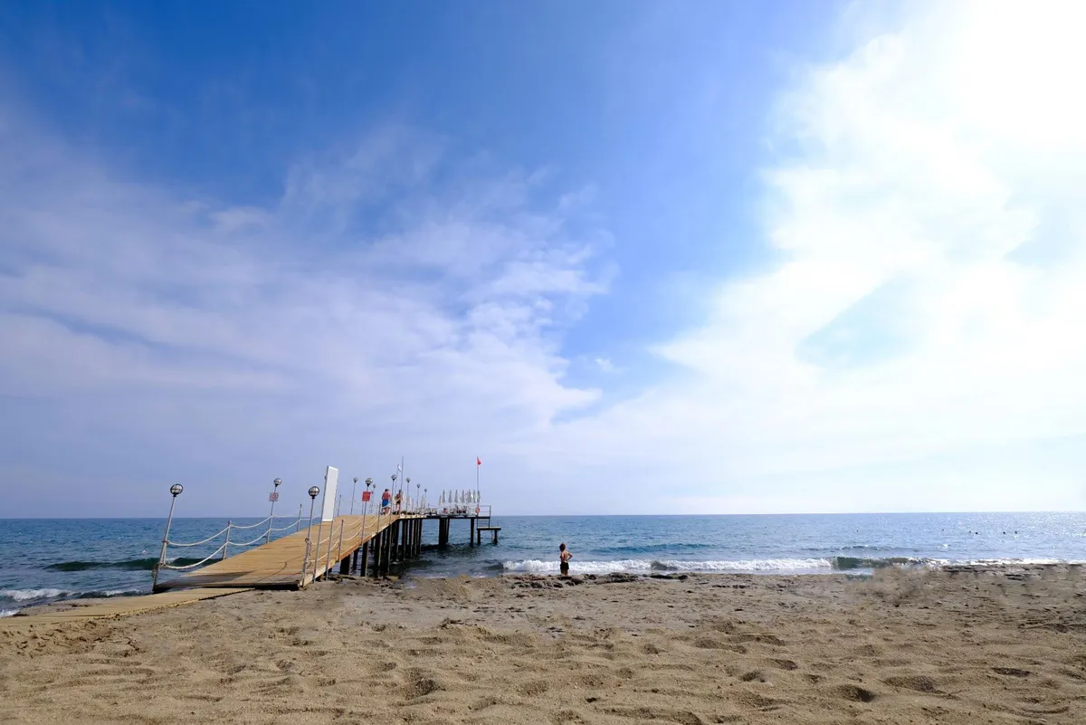 Anitas Beach Hotel