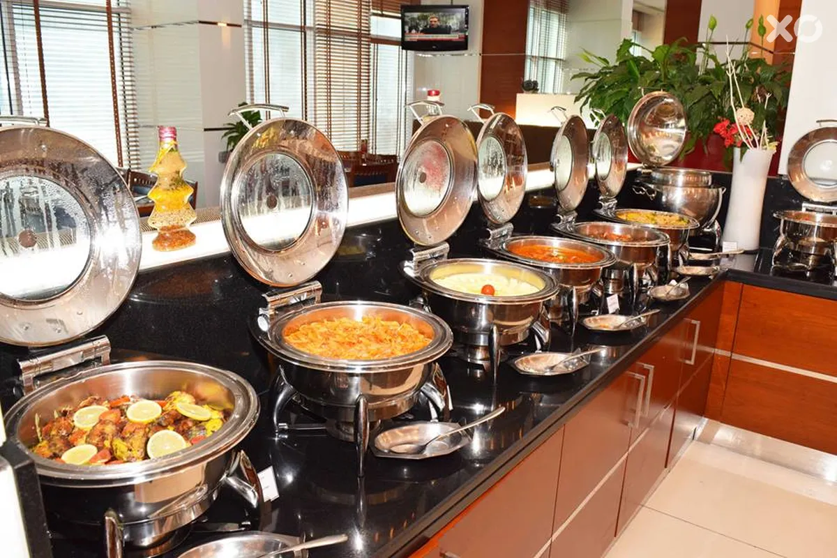 Golden Sands Hotel