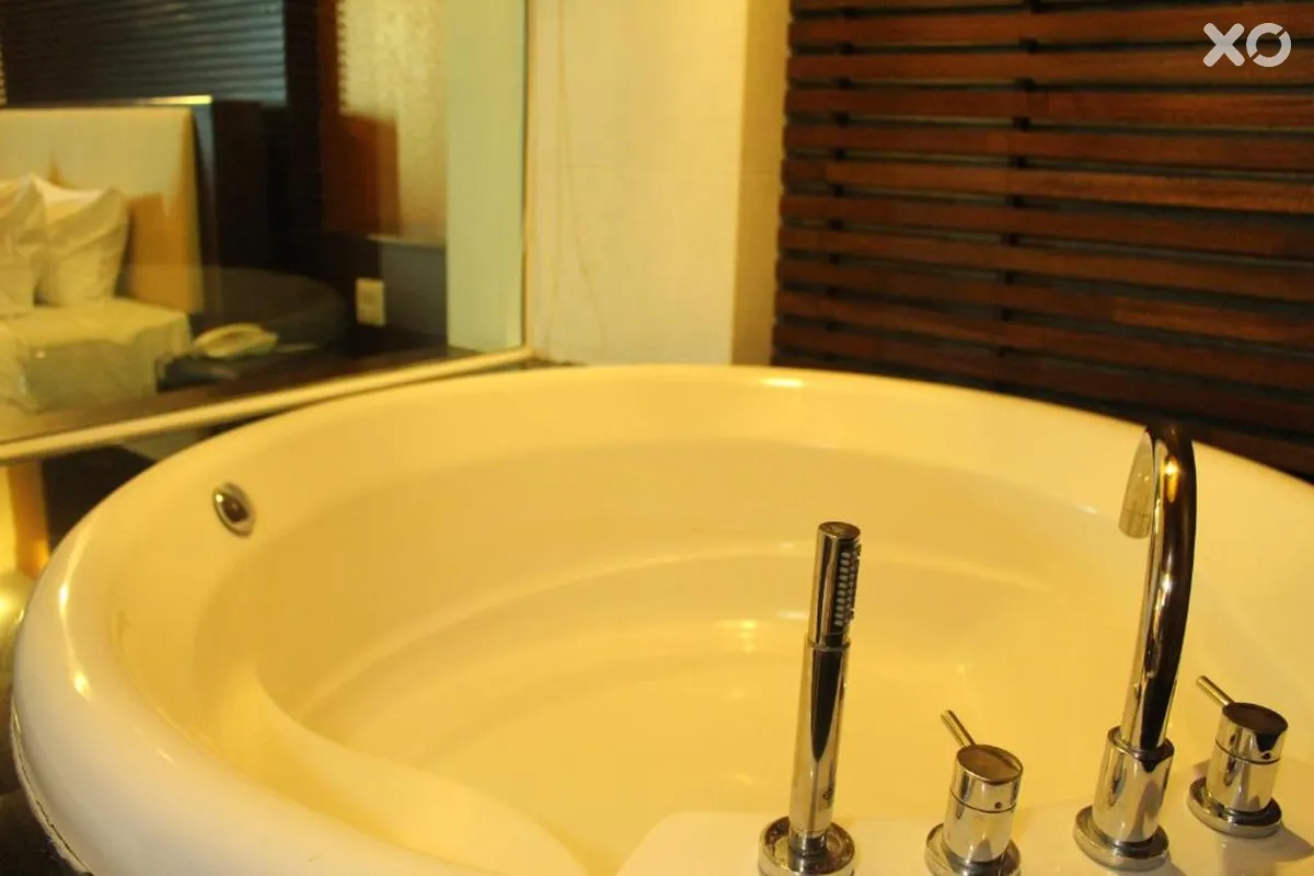 Suvarnabhumi Suite