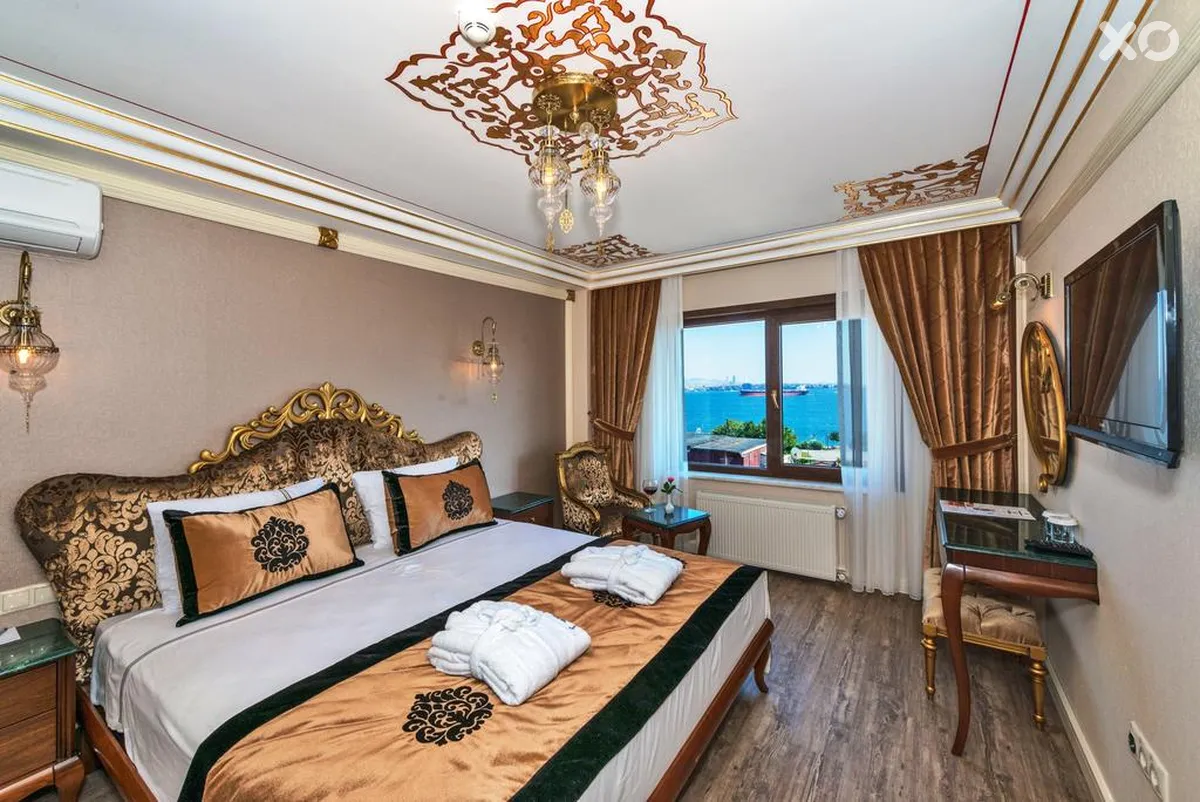 The Byzantium Hotel & Suites