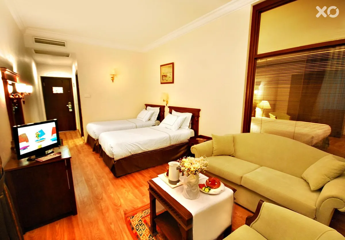 Golden Crown Hotel