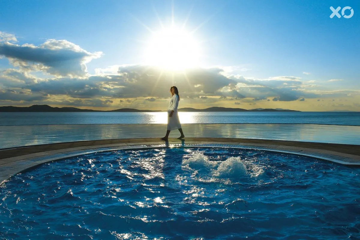 Saint John Hotel & Villas