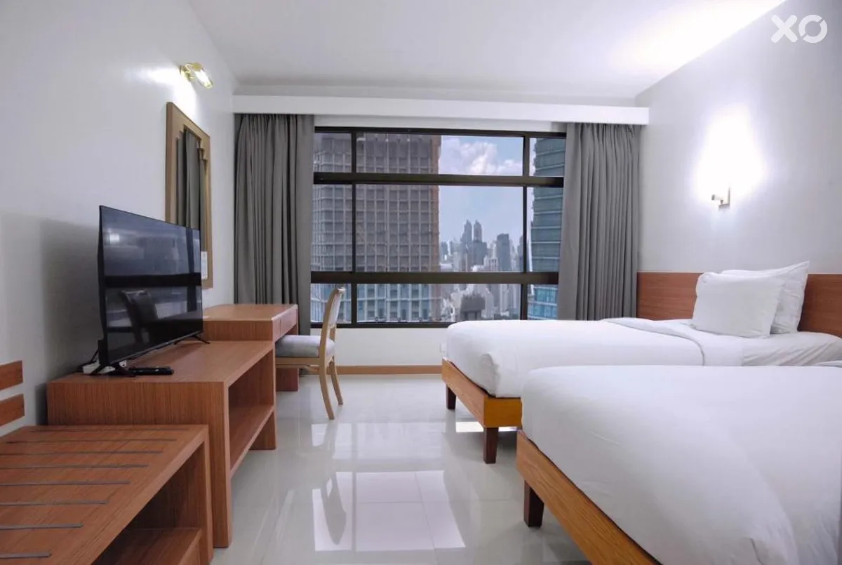 Pinnacle Lumpinee Park Hotel
