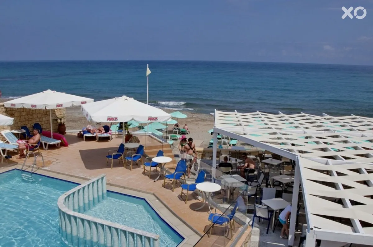 Jo-An Beach Hotel