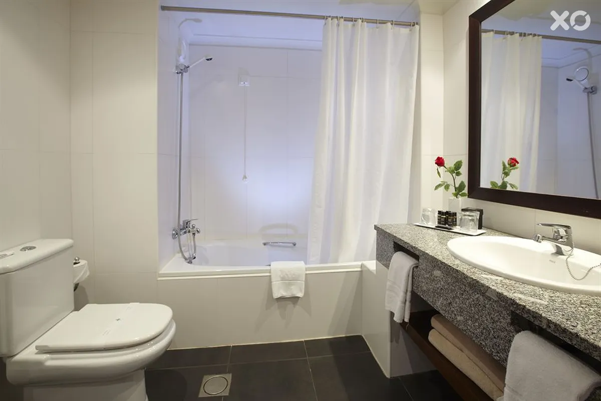 Porto Bay Falesia Hotel