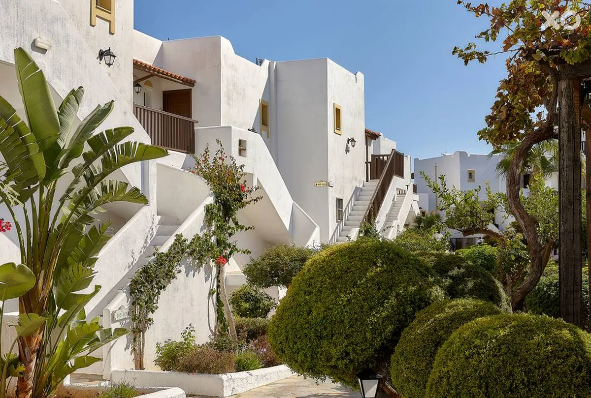Alexander Beach Hotel & Village
