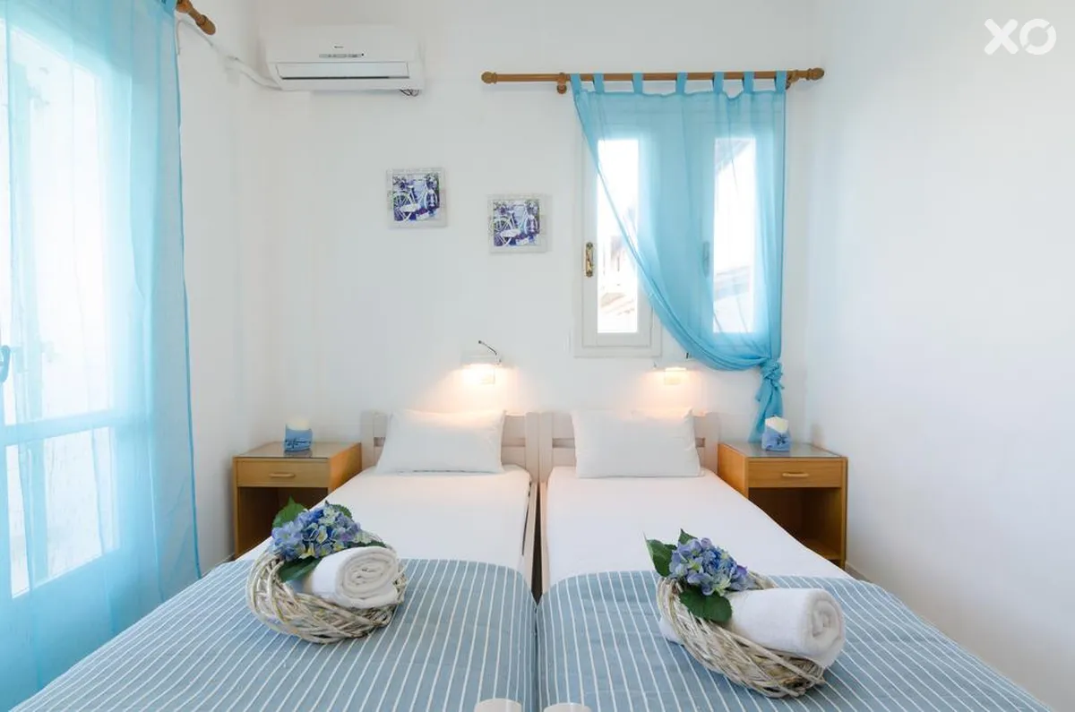 Aglaia Apartments