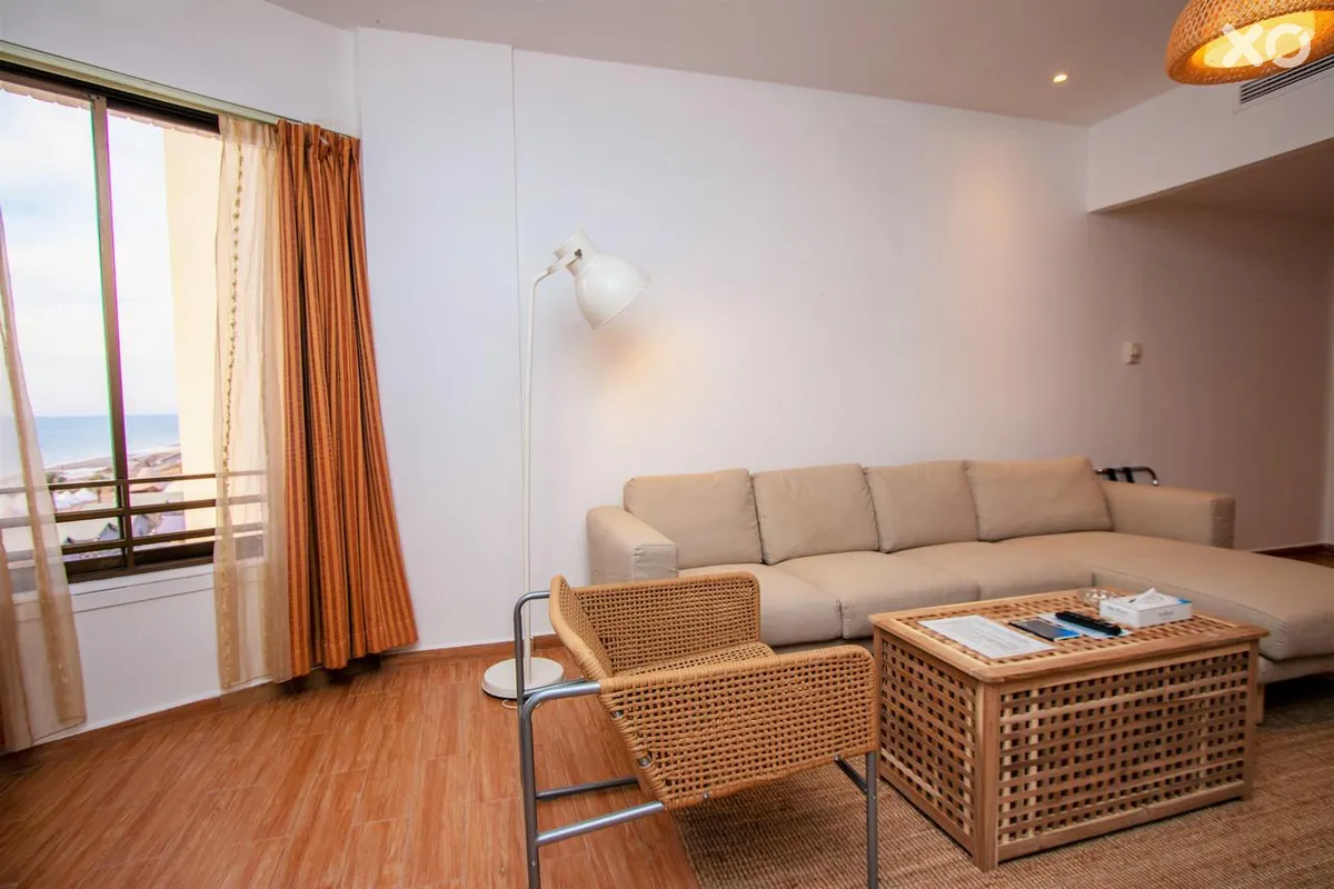 BM Beach Hotel