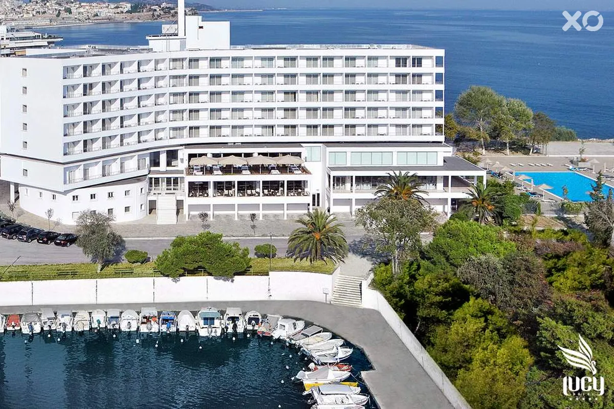 Lucy Hotel