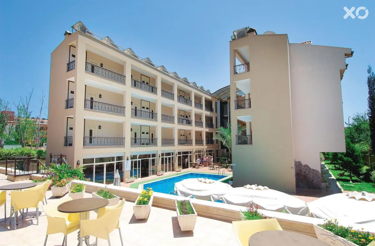 Club Park Marina Hotel