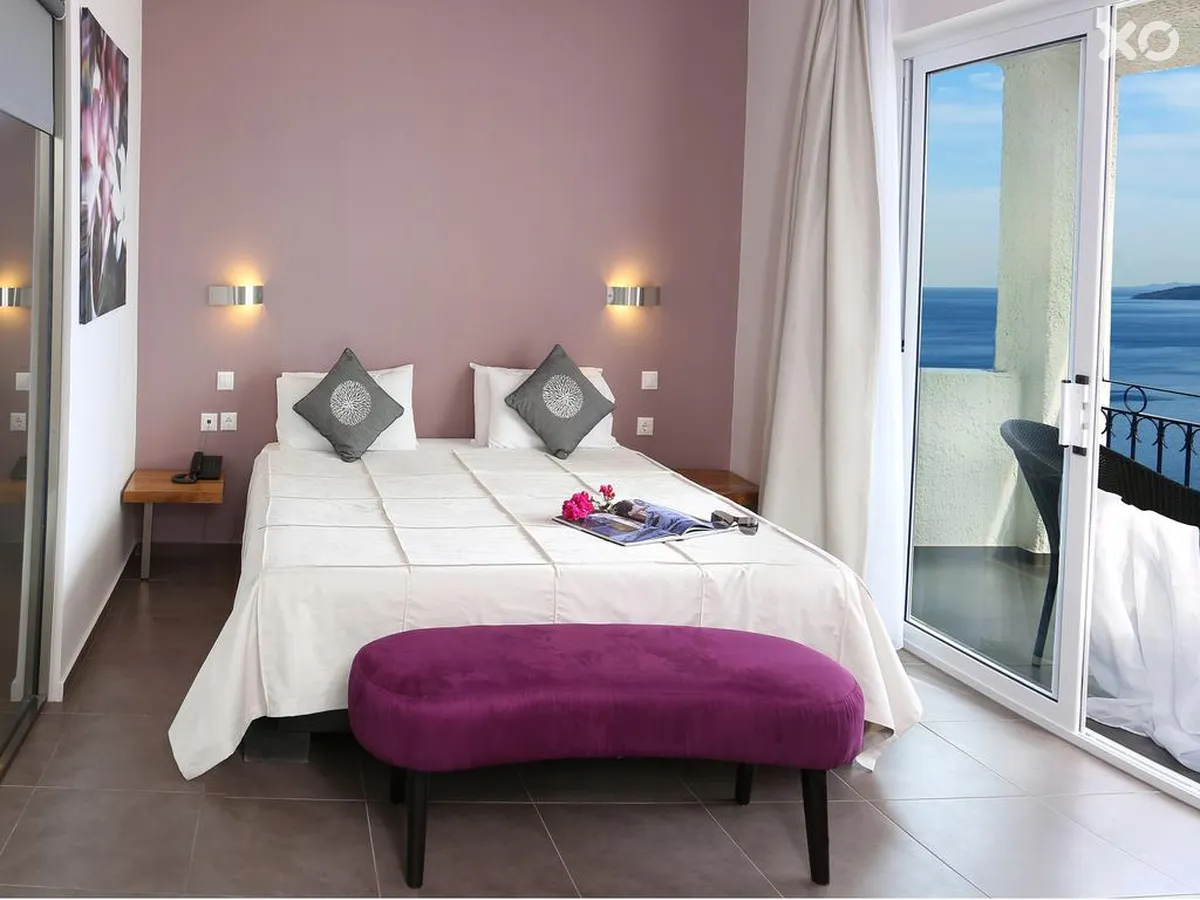 Pantokrator Hotel