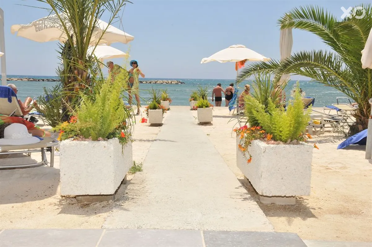 Radisson Beach Resort