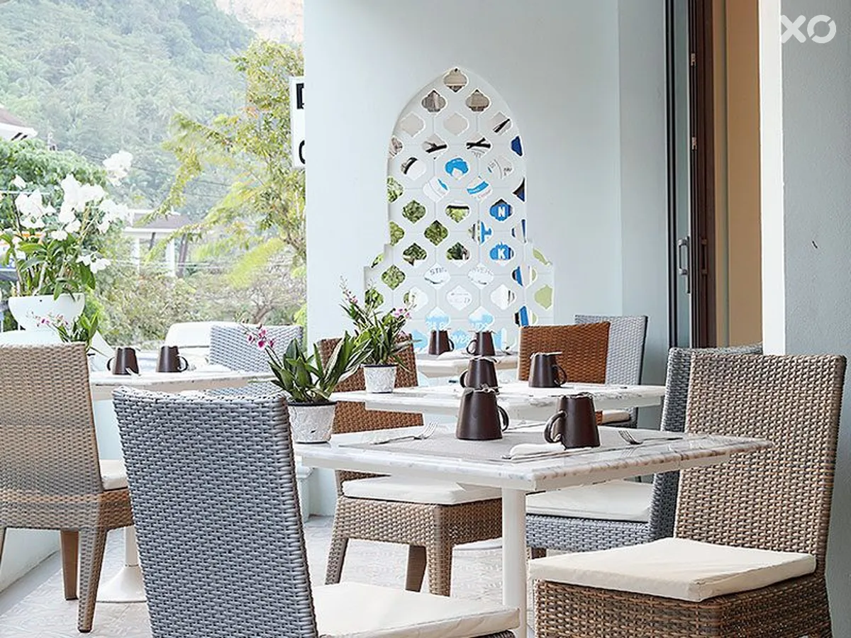The Verandah Hotel