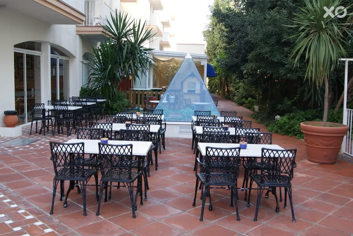 Dwo Les Palmeres Hotel