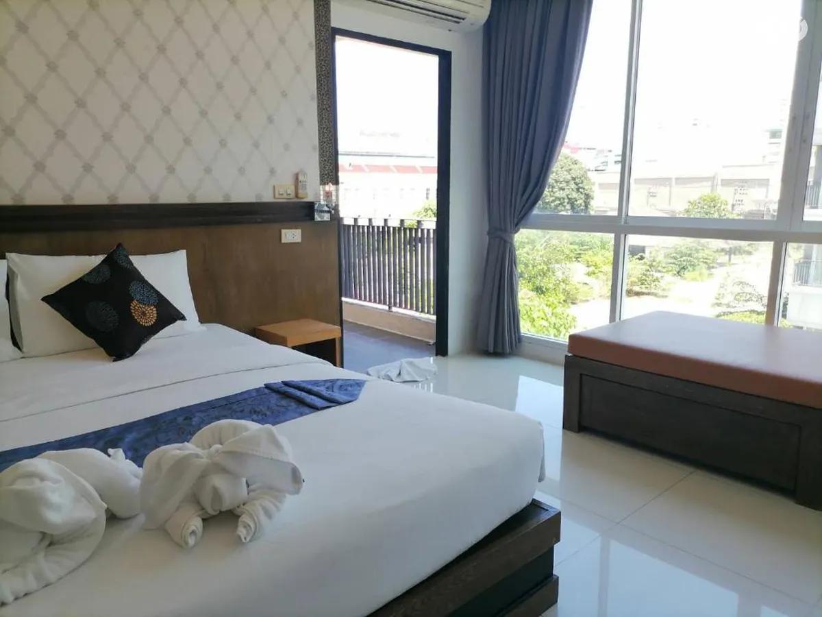Nj Patong Hotel