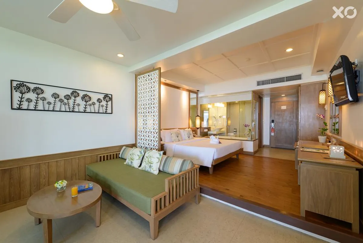 Katathani Phuket Beach Resort