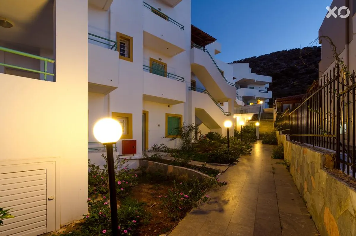 Aglaia Apartments