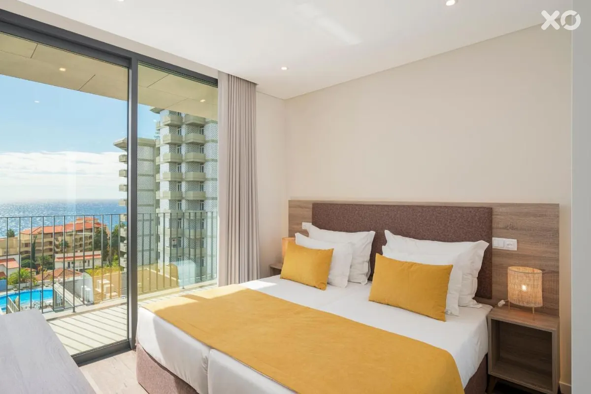 Monumental Plaza by Petit Hotels