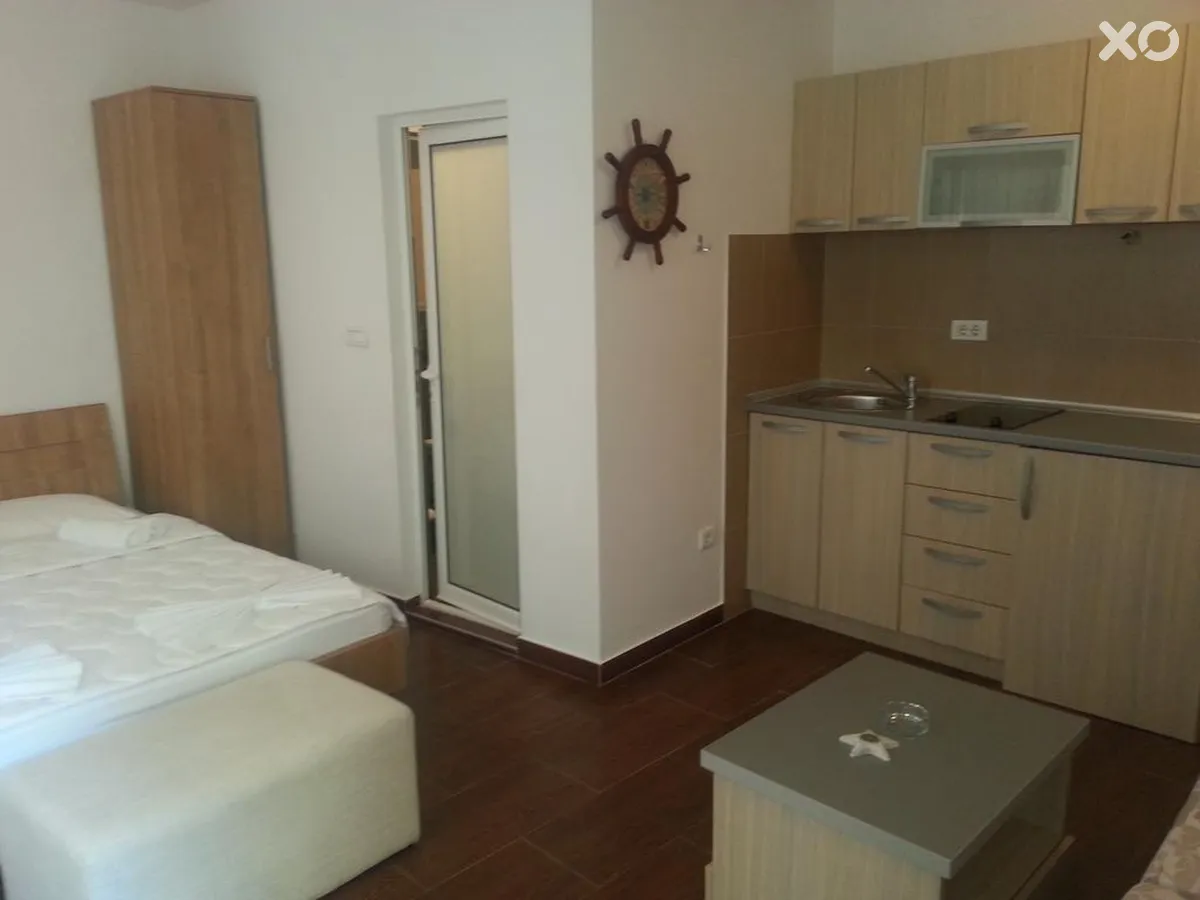 Aura Villa