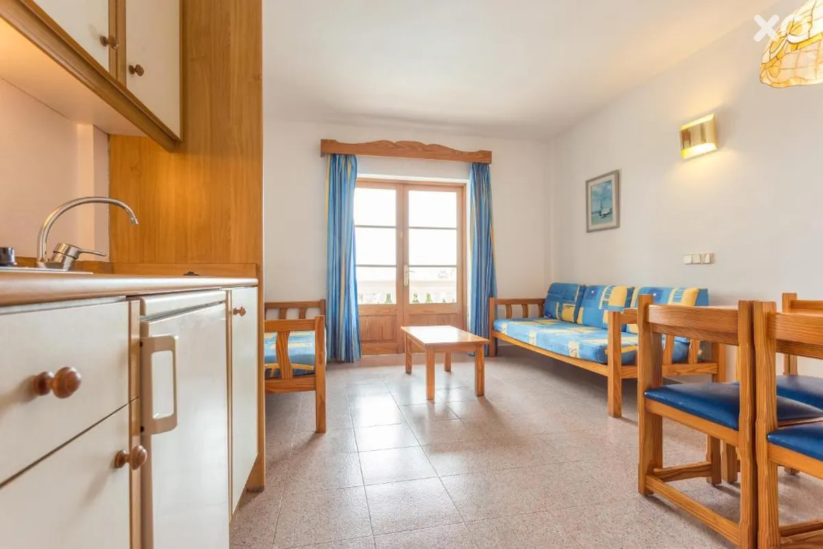 Ferrer Lime Isabel Aparthotel