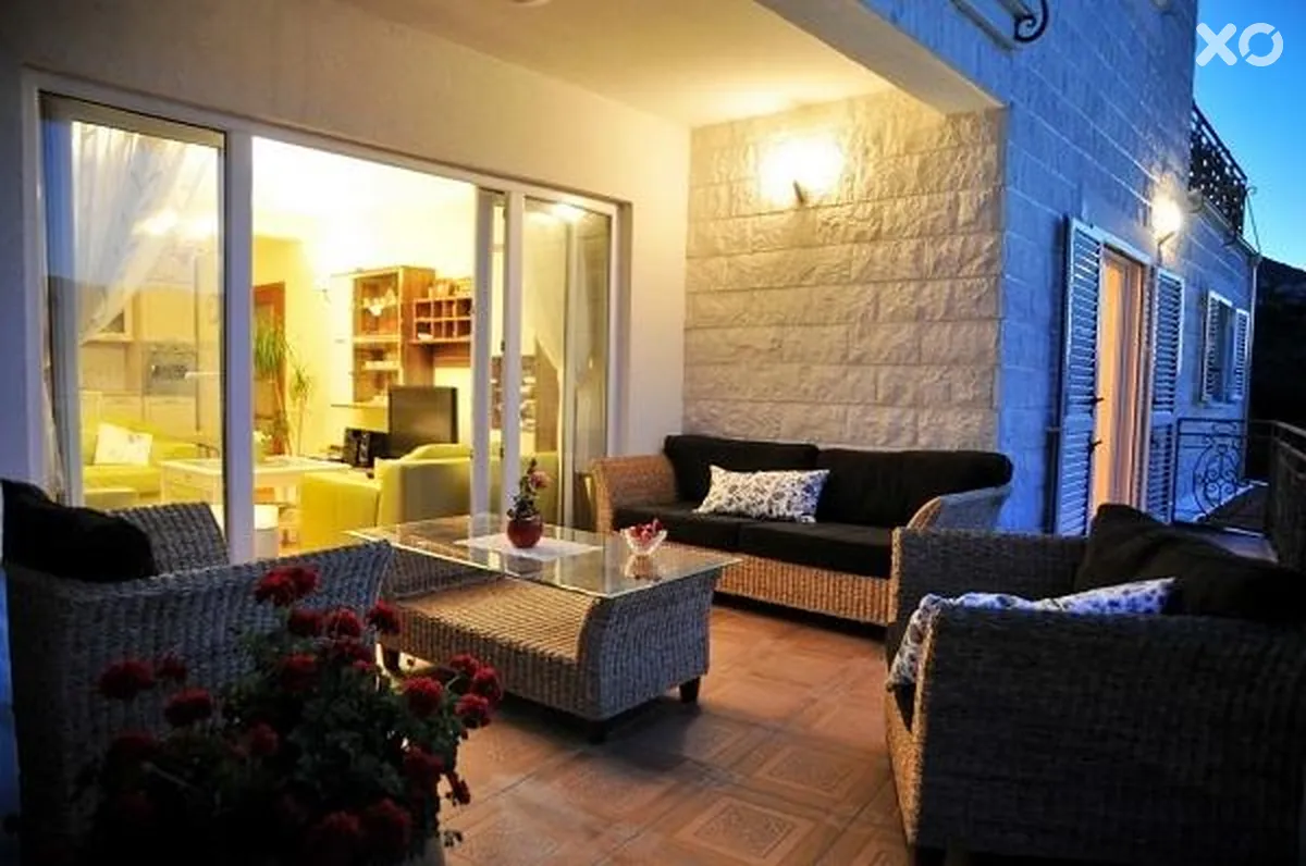 Mare Villa