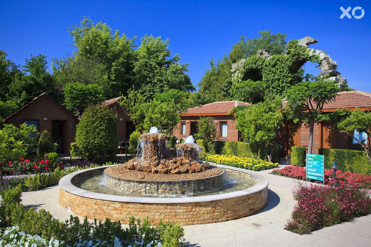 Can Garden Beach Hotel