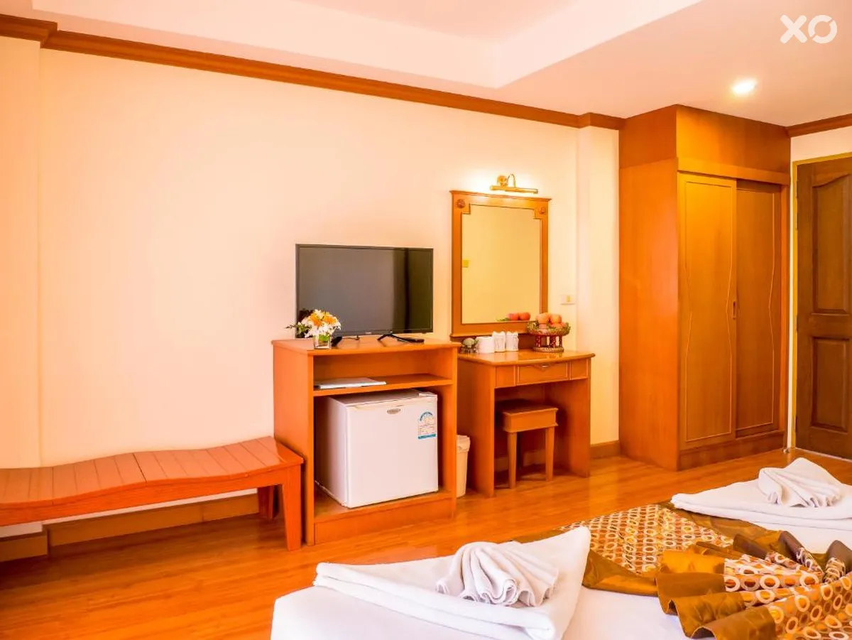 Chomsin Hua Hin Hotel