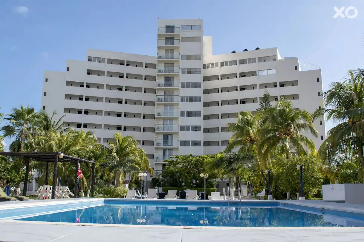 Calypso Hotel