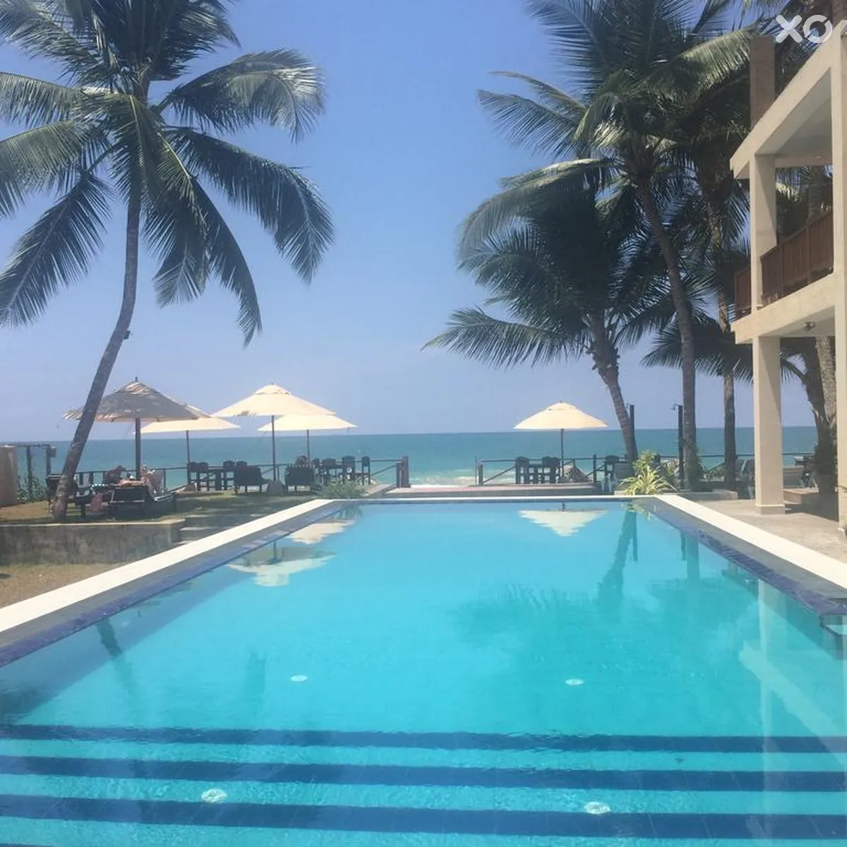 Sapphire Seas Beachfront Hotel