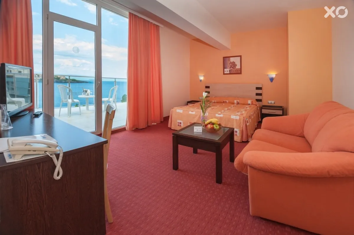 Selena Hotel