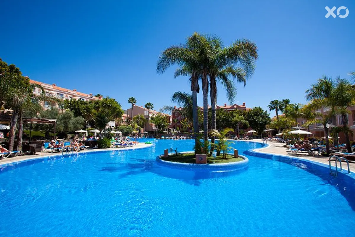 El Duque Aparthotel