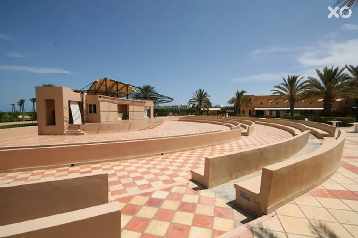 Vincci Nour Palace