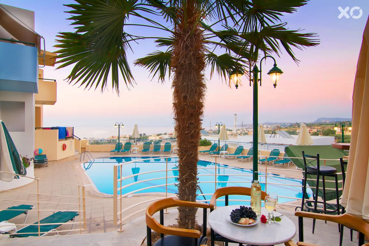 Radamanthys Apartments