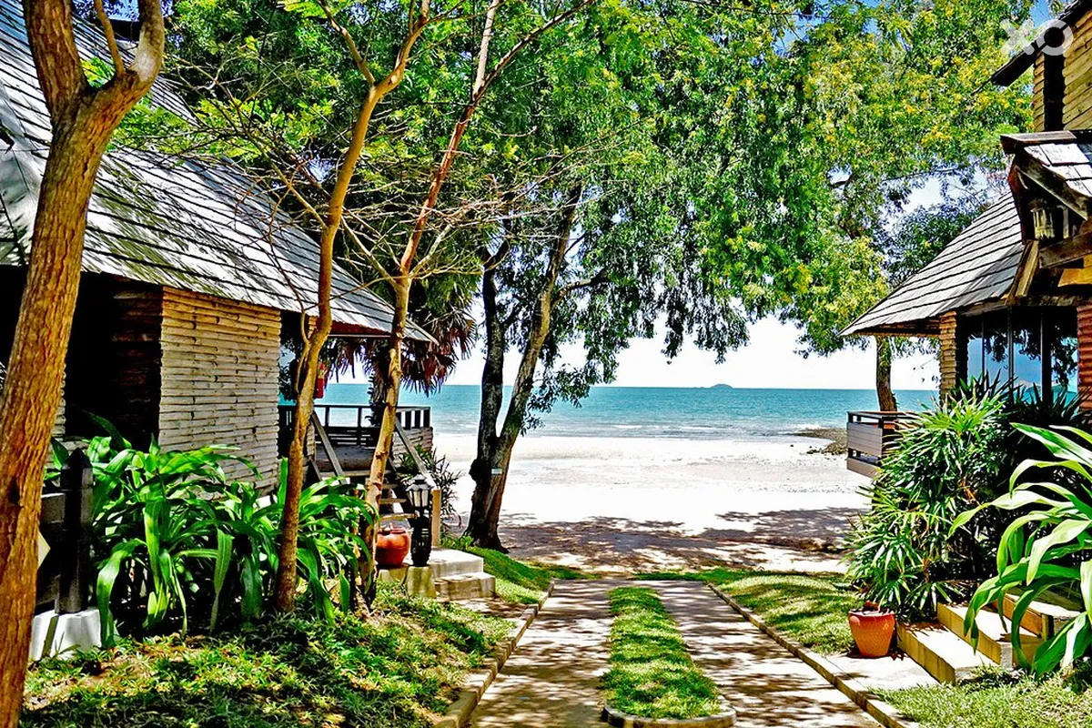 Sunset Park Resort & Spa