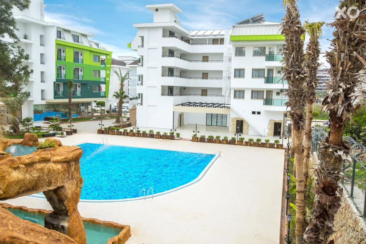 Green Life Hotel
