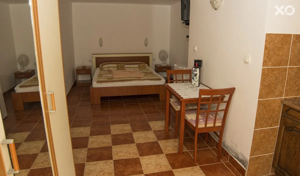 Jovicevic Pool Villa