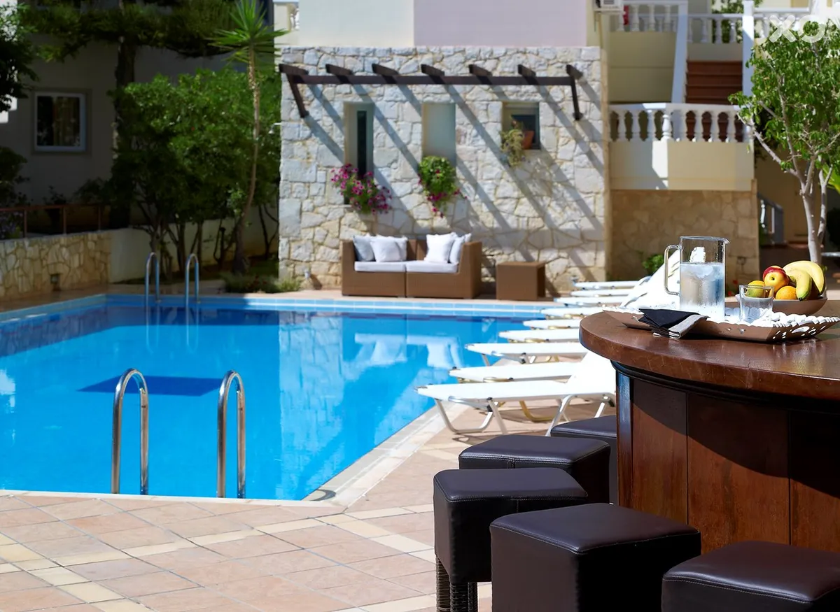 Elotis Suites Hotel
