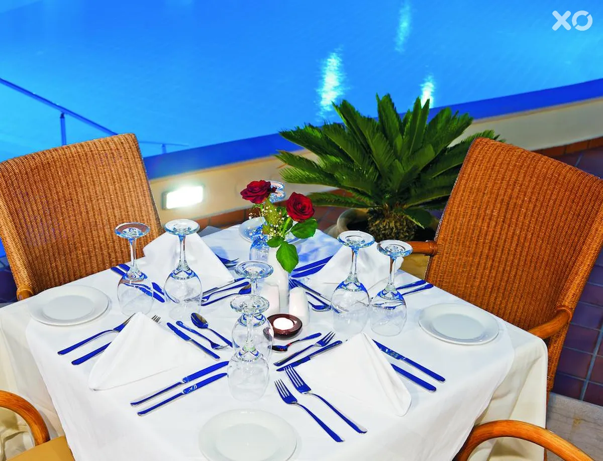 Giannoulis Santa Marina Plaza