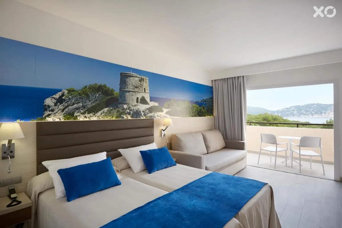 Invisa Club Cala Blanca Hotel