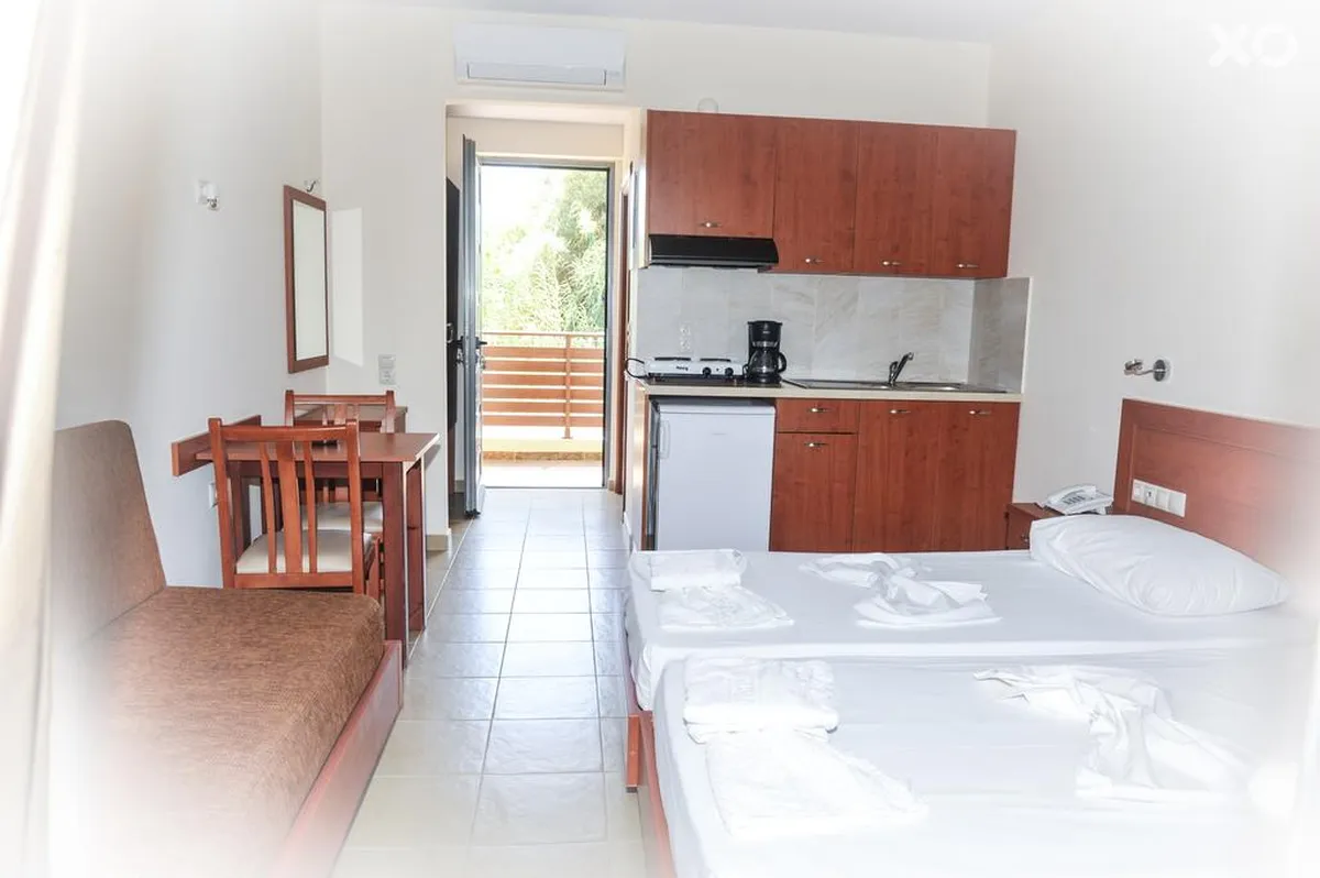Ilyssion Holidays Apartments & Studios