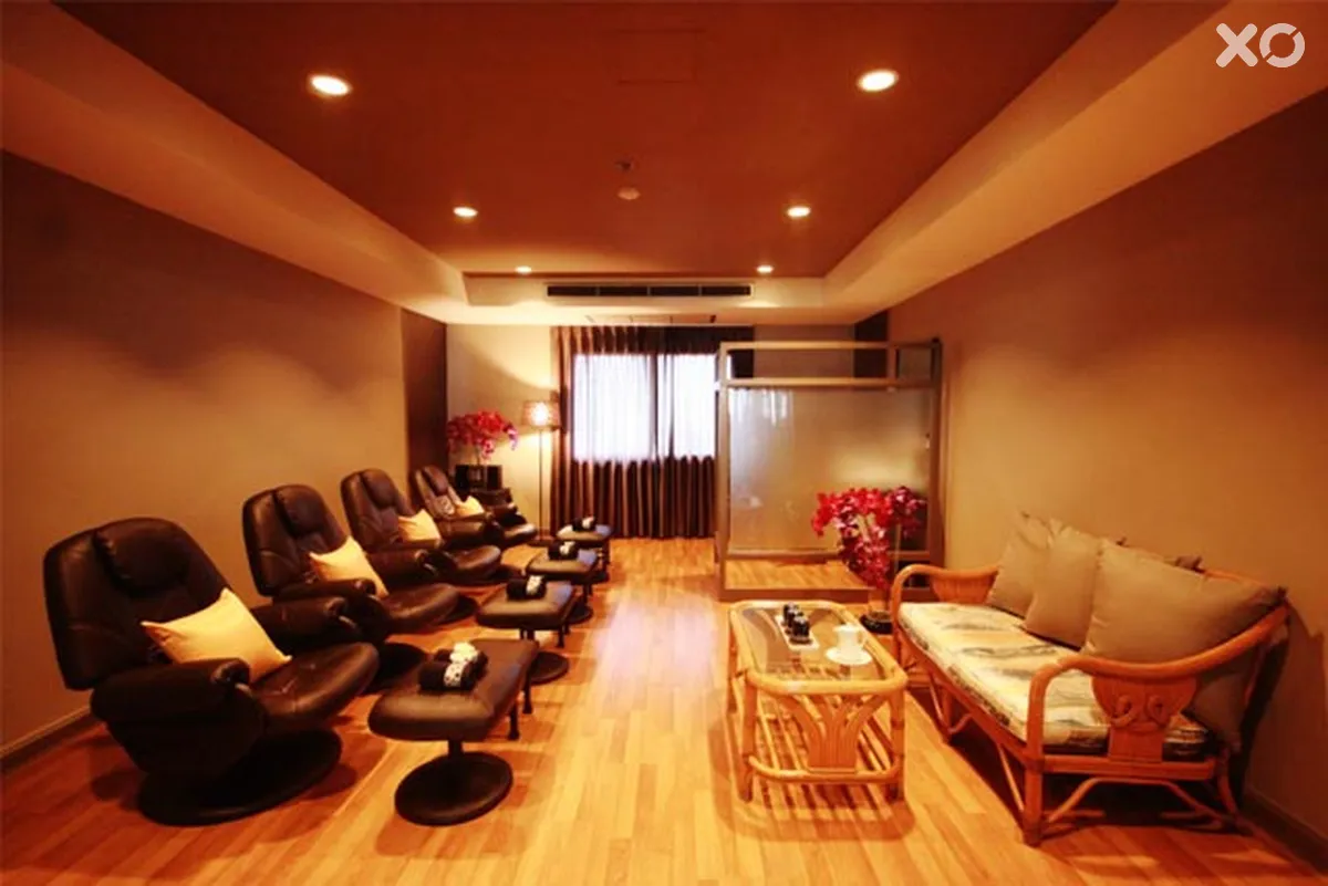 Evergreen Place Siam by UHG