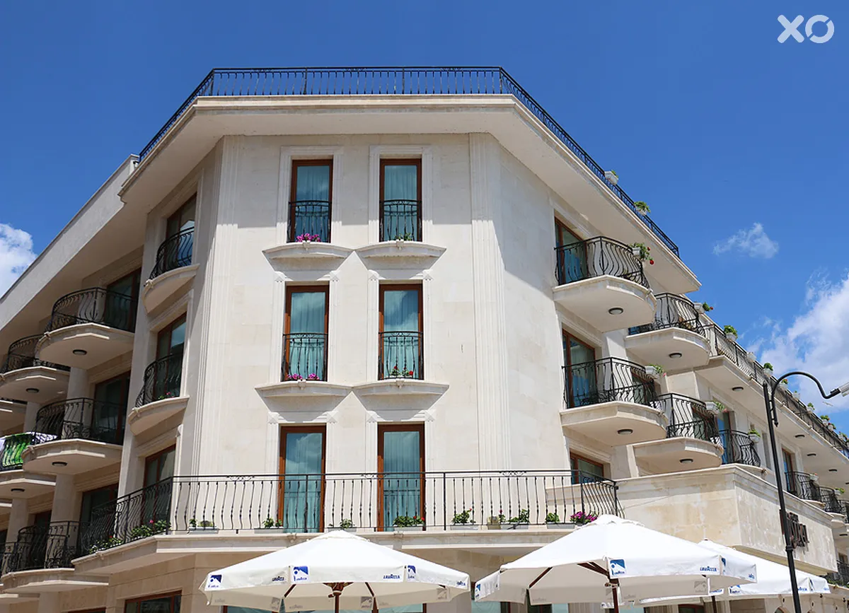 Mistral Hotel