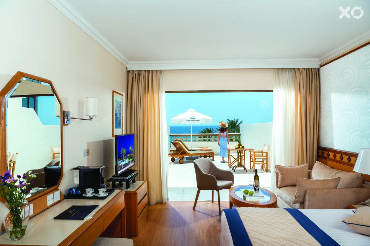 Constantinou Bros Athena Beach Hotel
