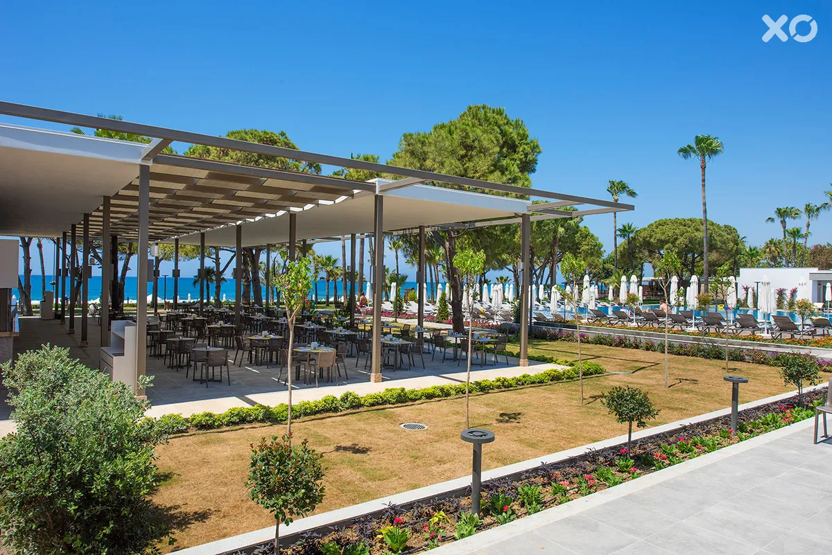 Acanthus Cennet Barut Collection