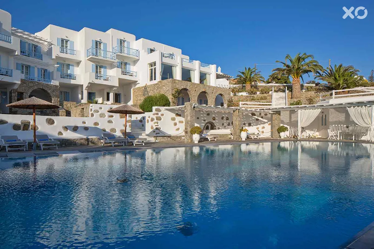 Manoulas Beach Mykonos Resort