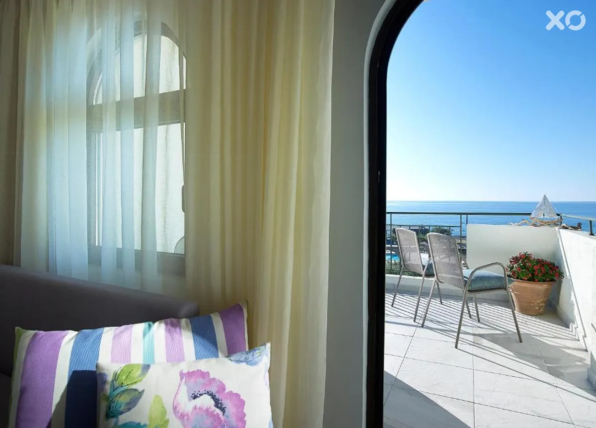 Coriva Beach Hotel