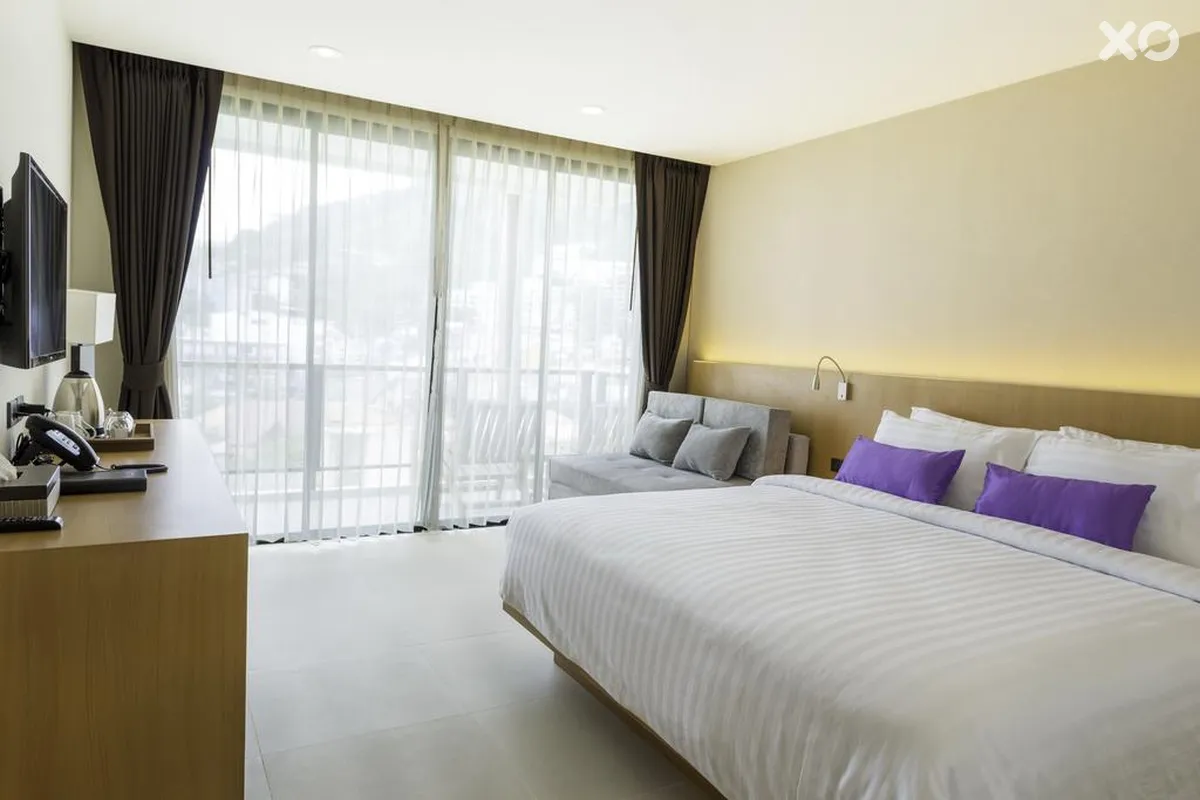 The Lunar Patong